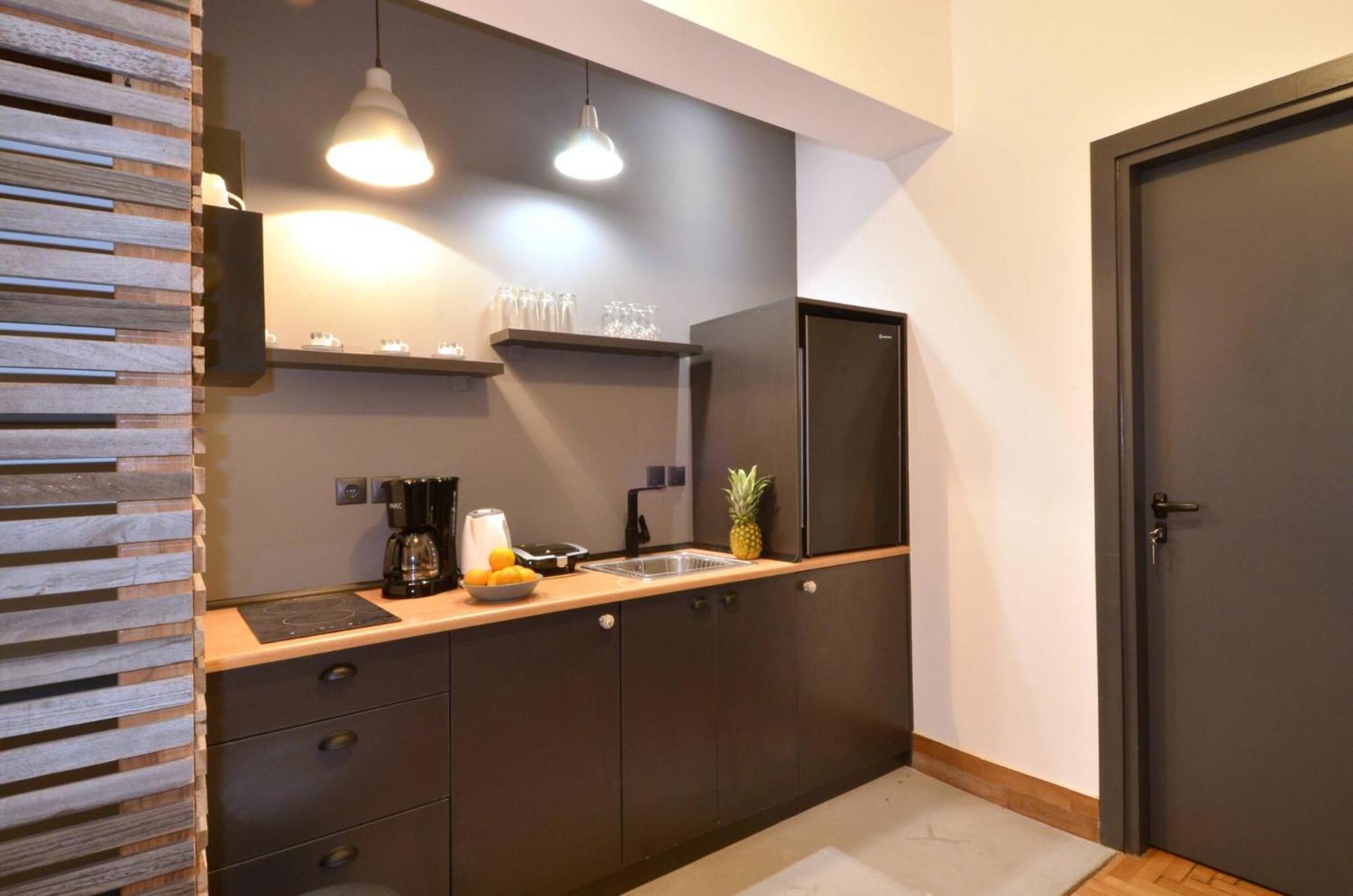 A Modern Rustic Cosy Apartment At The Foot Of Mount Lycabettus أثينا المظهر الخارجي الصورة